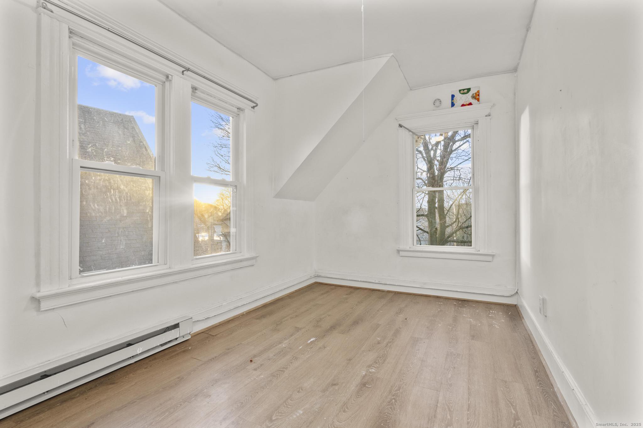 77 Wall Street Waterbury, CT 06704 - Photo 3 of 16