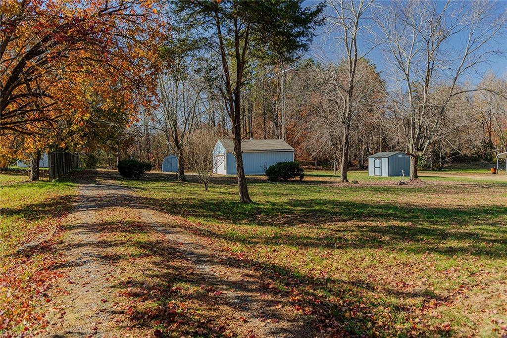 288 Price Mill Road Summerfield, NC 27358 - Photo 8 of 22 Gallery Image 8