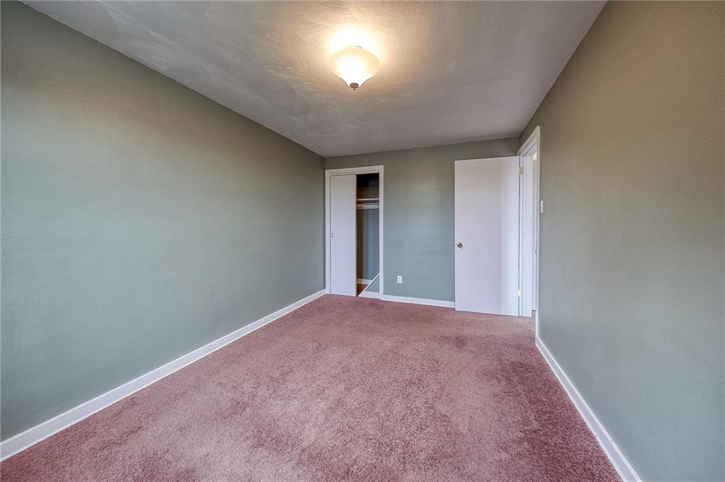 1566 Greentree Road Pittsburgh, PA 15220 - Photo 19 of 28 Gallery Image 19