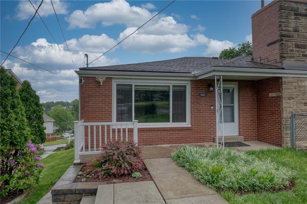 1566 Greentree Road Pittsburgh, PA 15220 - Photo 25 of 28 Gallery Image 25
