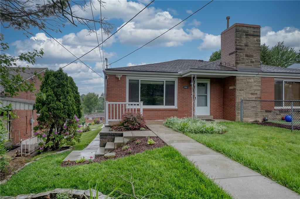 1566 Greentree Road Pittsburgh, PA 15220 - Photo 3 of 28 Gallery Image 3