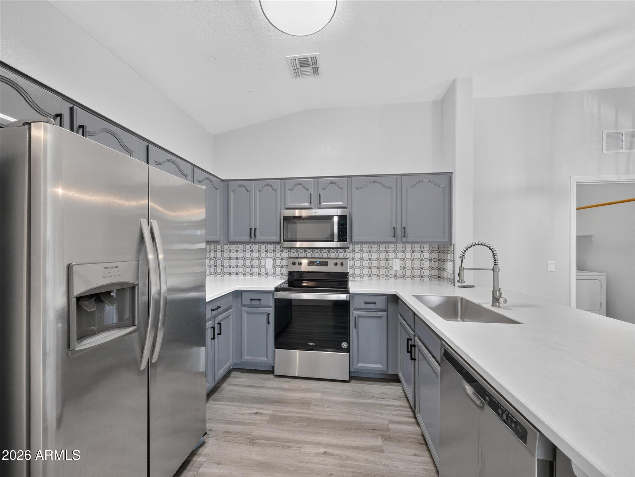 280 South Evergreen Road, Unit 1383 Tempe, AZ 85288 - Photo 11 of 35 Kitchen2