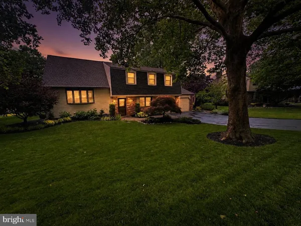 $824,900 | 572 Sterling Street, Newtown, PA 18940