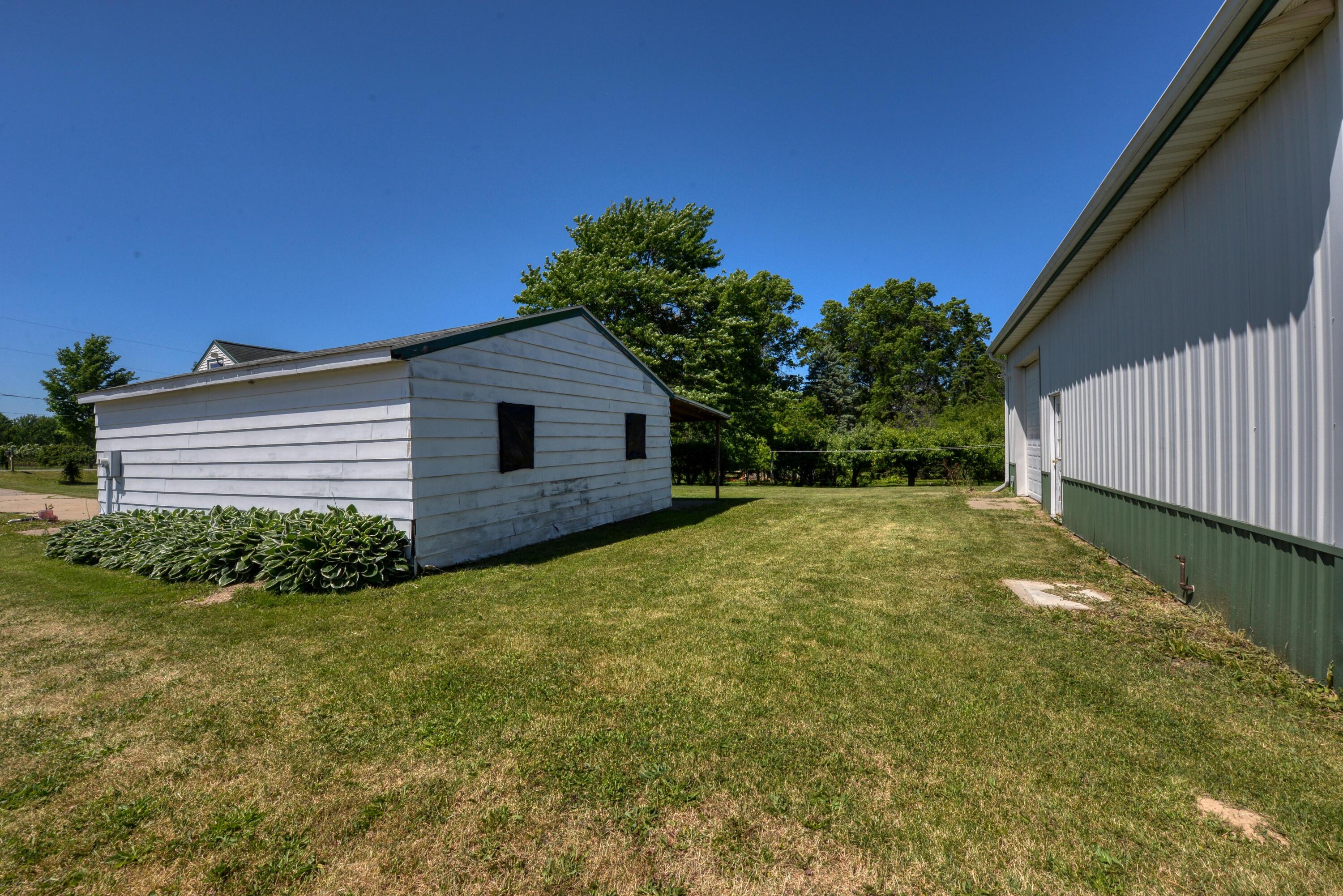 761 Warren Woods Road Galien, MI 49113 - Photo 34 of 36 DSC_6901