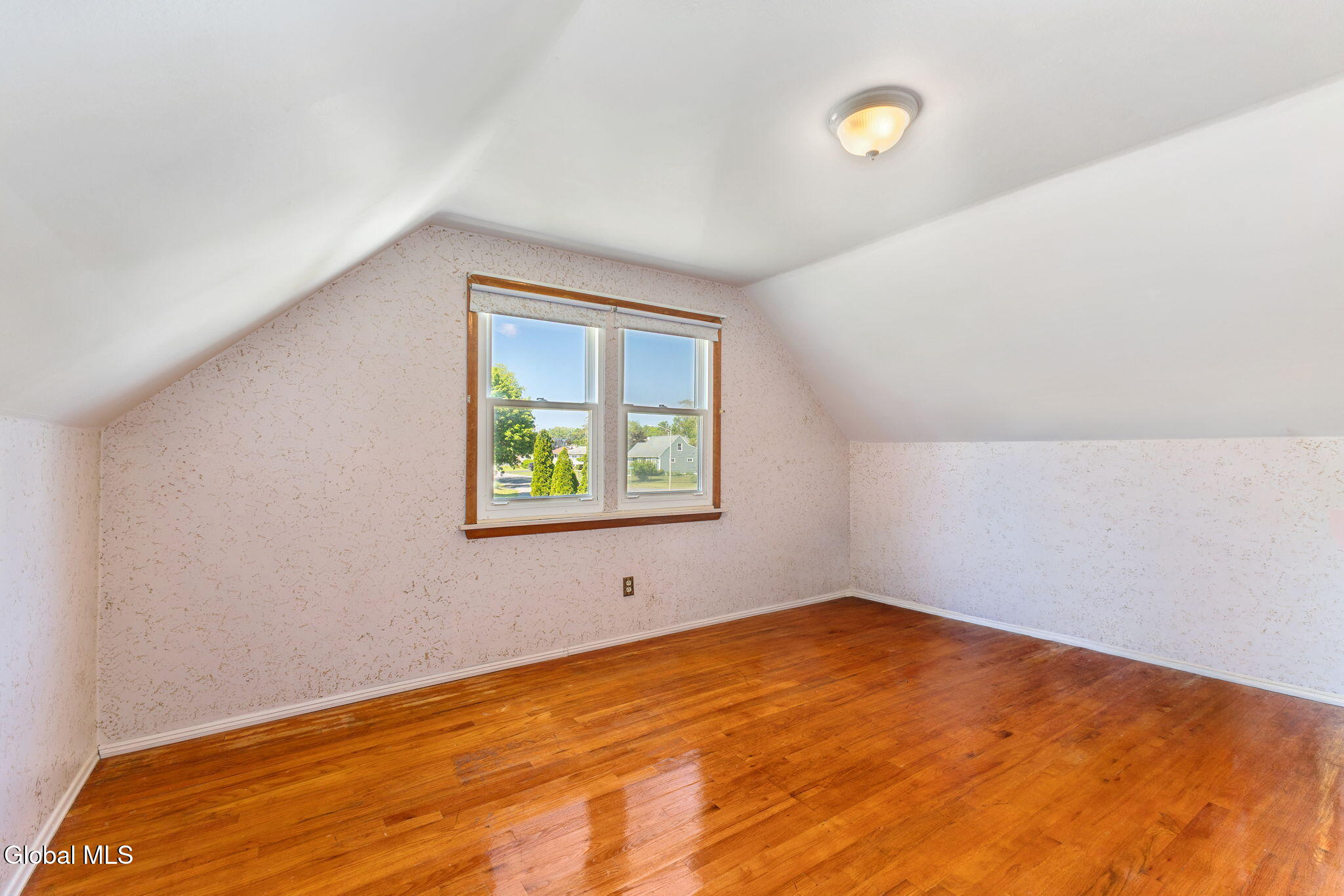 10 Tanglewood Road Colonie, NY 12205 - Photo 20 of 44 20-10TanglewoodRd_20