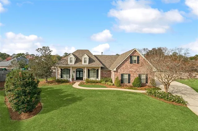 $699,000 | 471 Bridalwood Drive, Mandeville, LA 70448