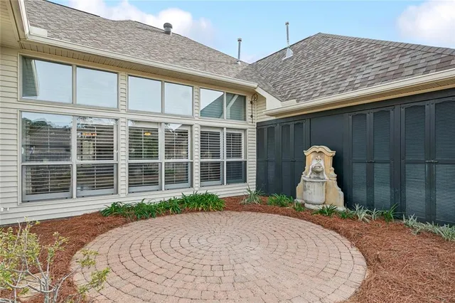 $699,000 | 471 Bridalwood Drive, Mandeville, LA 70448