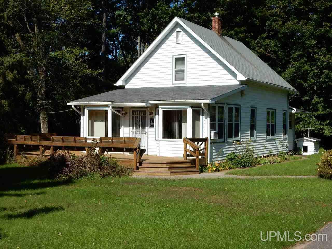 1934 County Rd B Niagara, WI 54151 - Photo 1 of 20 Gallery Image 1