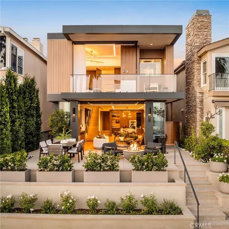 $22,500,000 | 2516 Ocean Boulevard, Corona del Mar, CA 92625