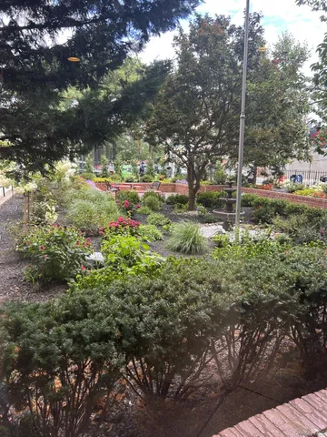 $189,988 | 81-11 45th Avenue, Unit 3 | Elmhurst