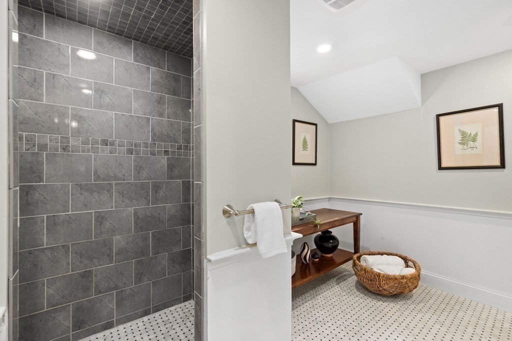 21 5th Avenue Scituate, MA 02066 - Photo 11 of 40