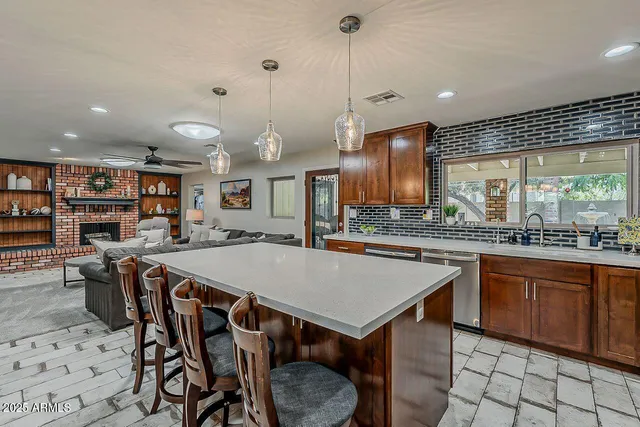 $825,900 | 12810 North 17th Avenue, Phoenix, AZ 85029