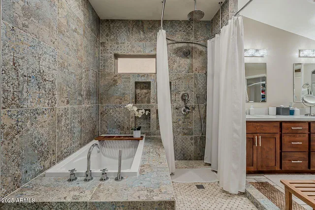 $825,900 | 12810 North 17th Avenue, Phoenix, AZ 85029