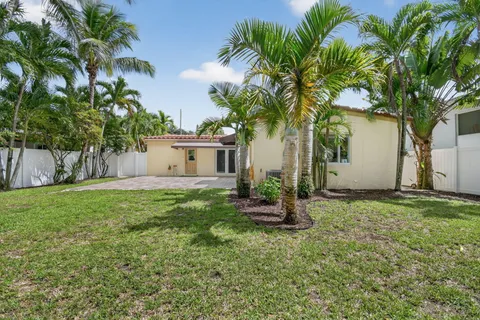 $675,000 | 1309 Southwest 19th Avenue, Fort Lauderdale, FL 33312