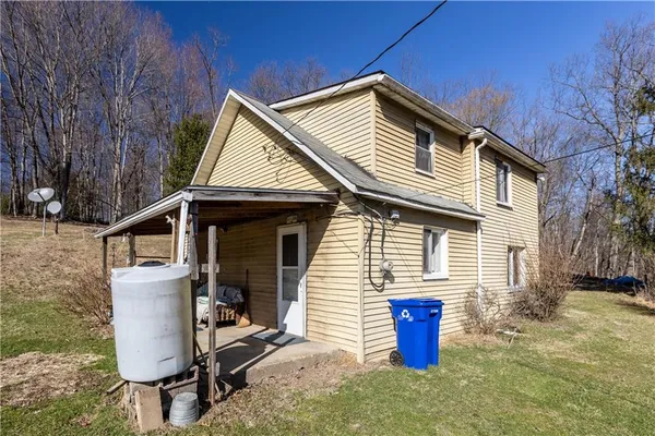 $100,000 | 411 Mowry Road, Monaca, PA 15061
