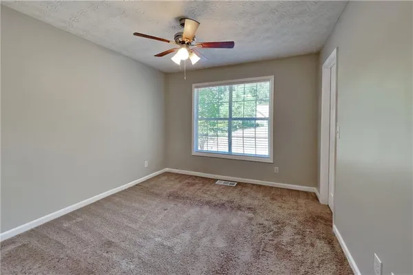 $2,245 | 3945 Piper Glen Drive Northeast, Buford, GA 30519