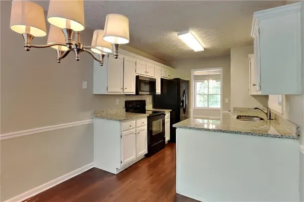 $2,245 | 3945 Piper Glen Drive Northeast, Buford, GA 30519
