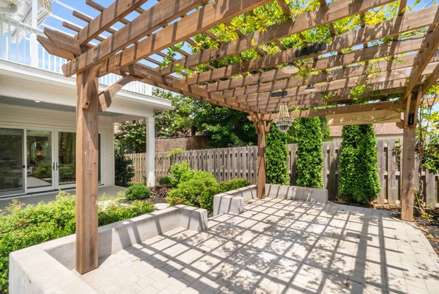 $2,300,000 | 1916 Holly Street, Nashville, TN 37206