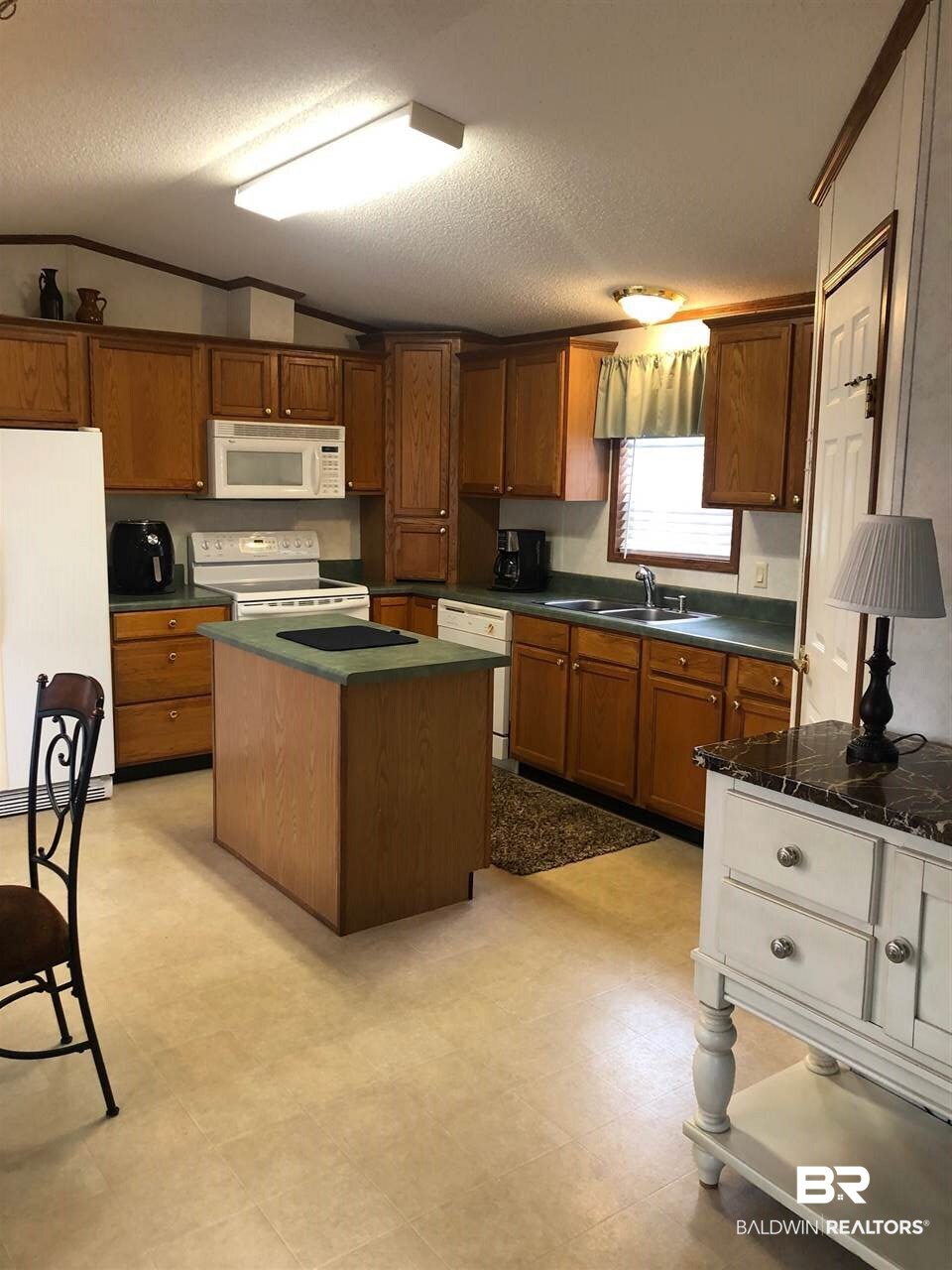 1931 Ridgewood Drive Lillian, AL 36549 - Photo 2 of 33