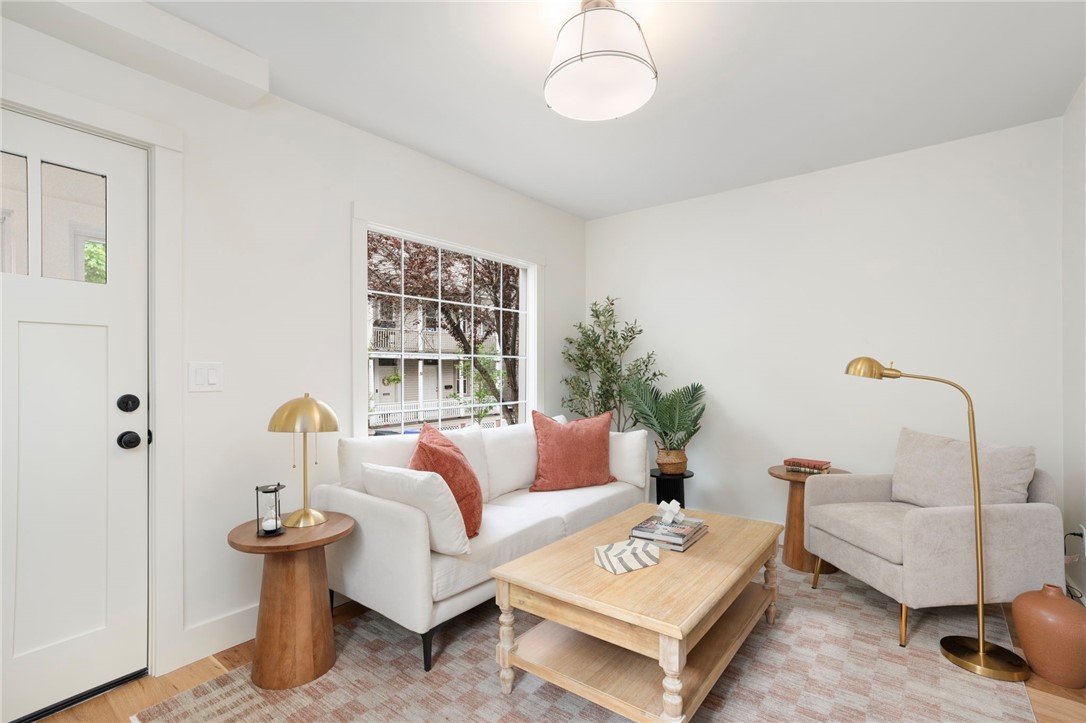 54 Grand View Street Providence, RI 02906 - Photo 6 of 43