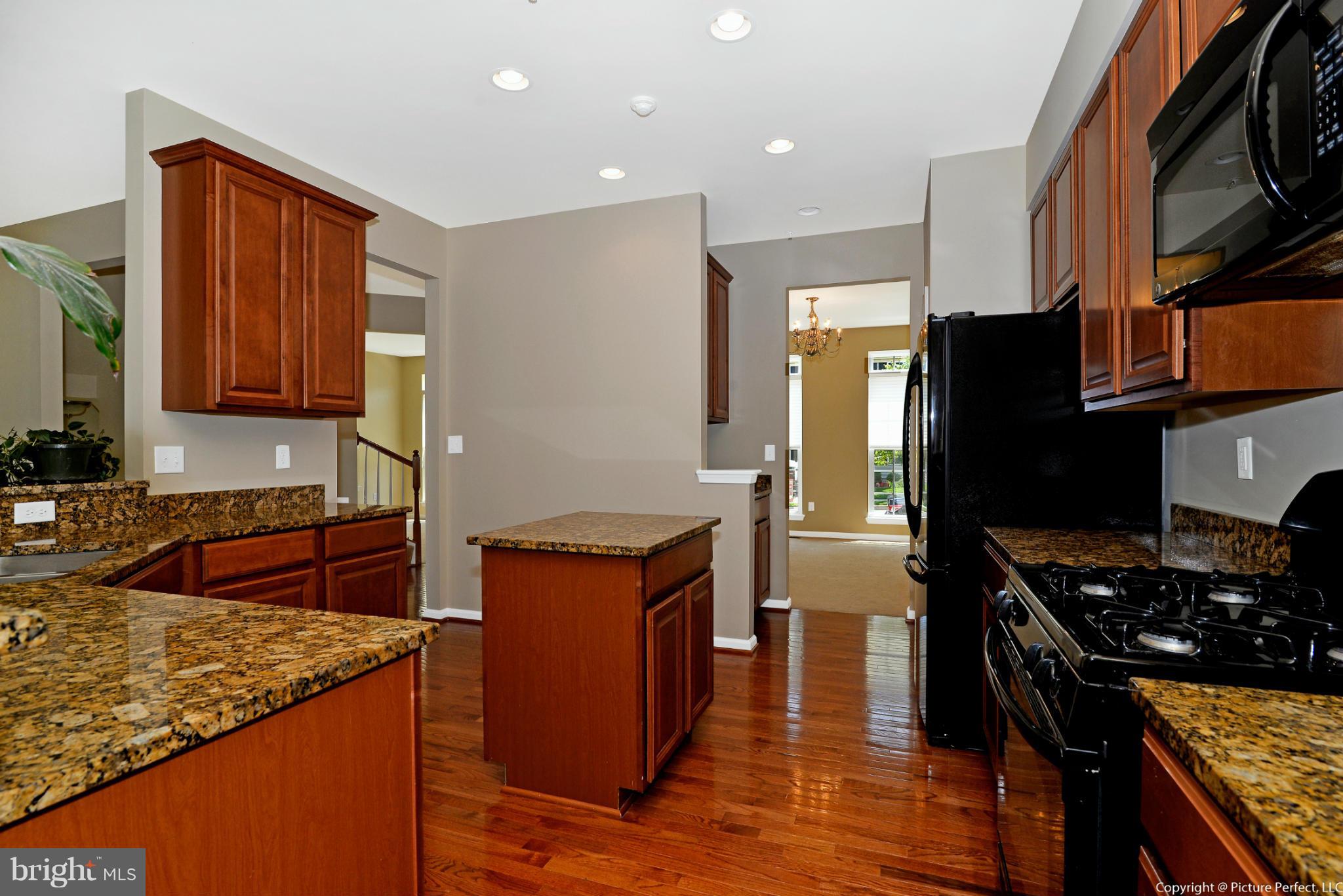 2119 Artillery Road Frederick, MD 21702 - Photo 5 of 26 Beautiful granite counters