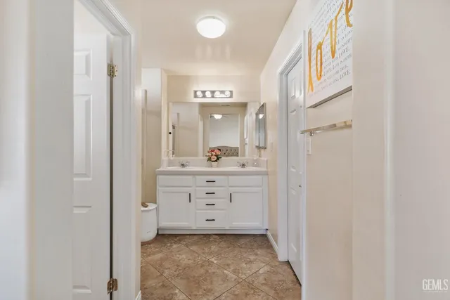 $425,000 | Undisclosed Address, Bakersfield, CA 93312