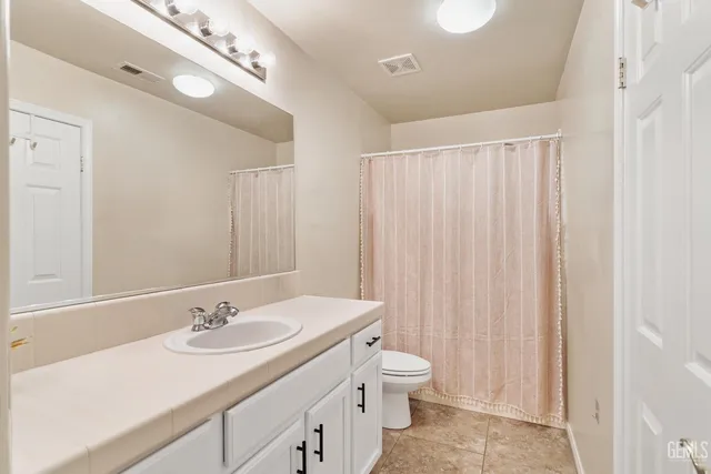 $425,000 | Undisclosed Address, Bakersfield, CA 93312