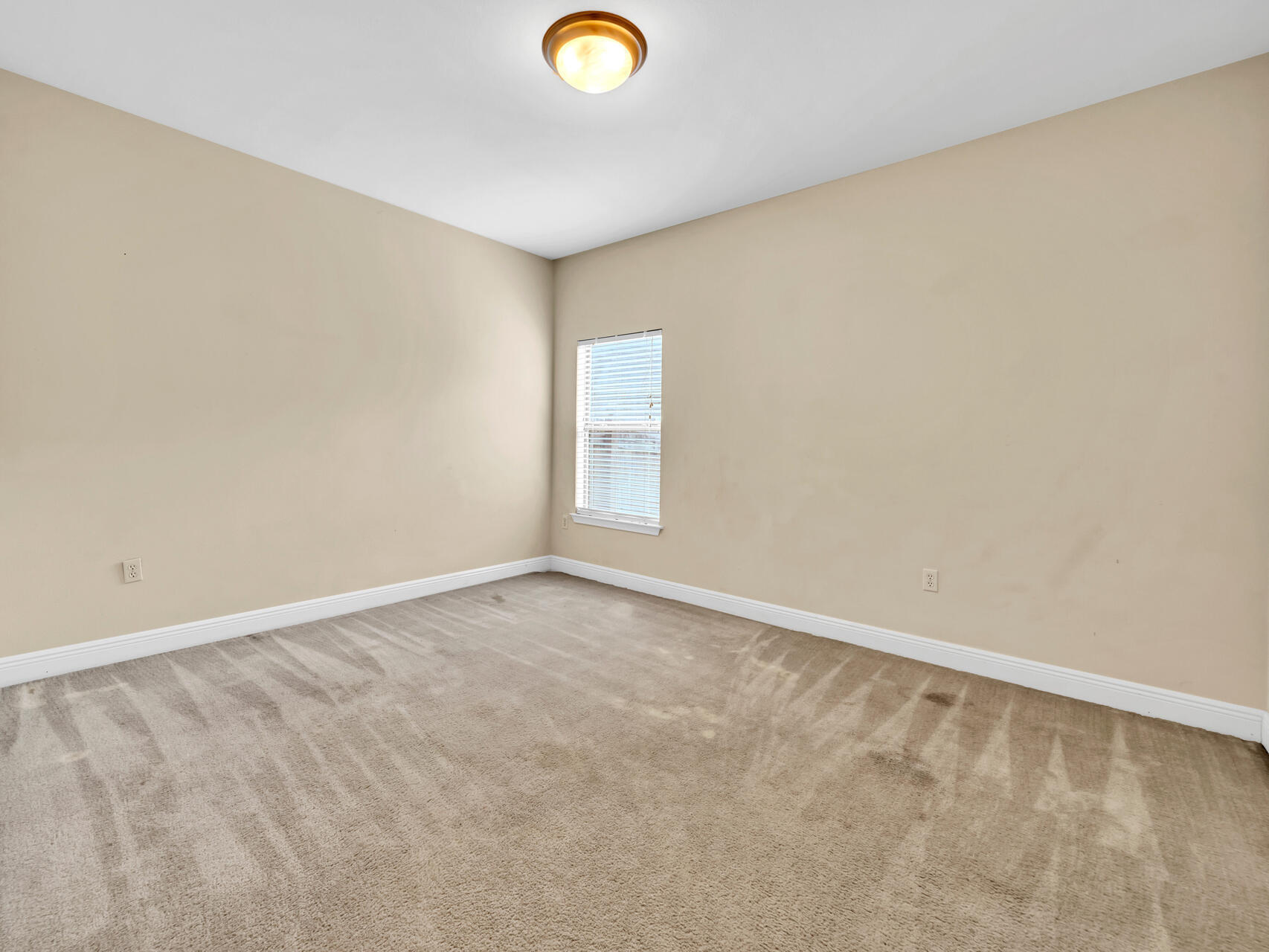 612 Rowan Circle Crestview, FL 32536 - Photo 27 of 32 a view of an empty room