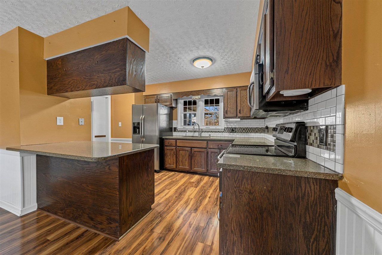 363 West G Talley Road Alvaton, KY 42122 - Photo 5 of 31 Gallery Image 5