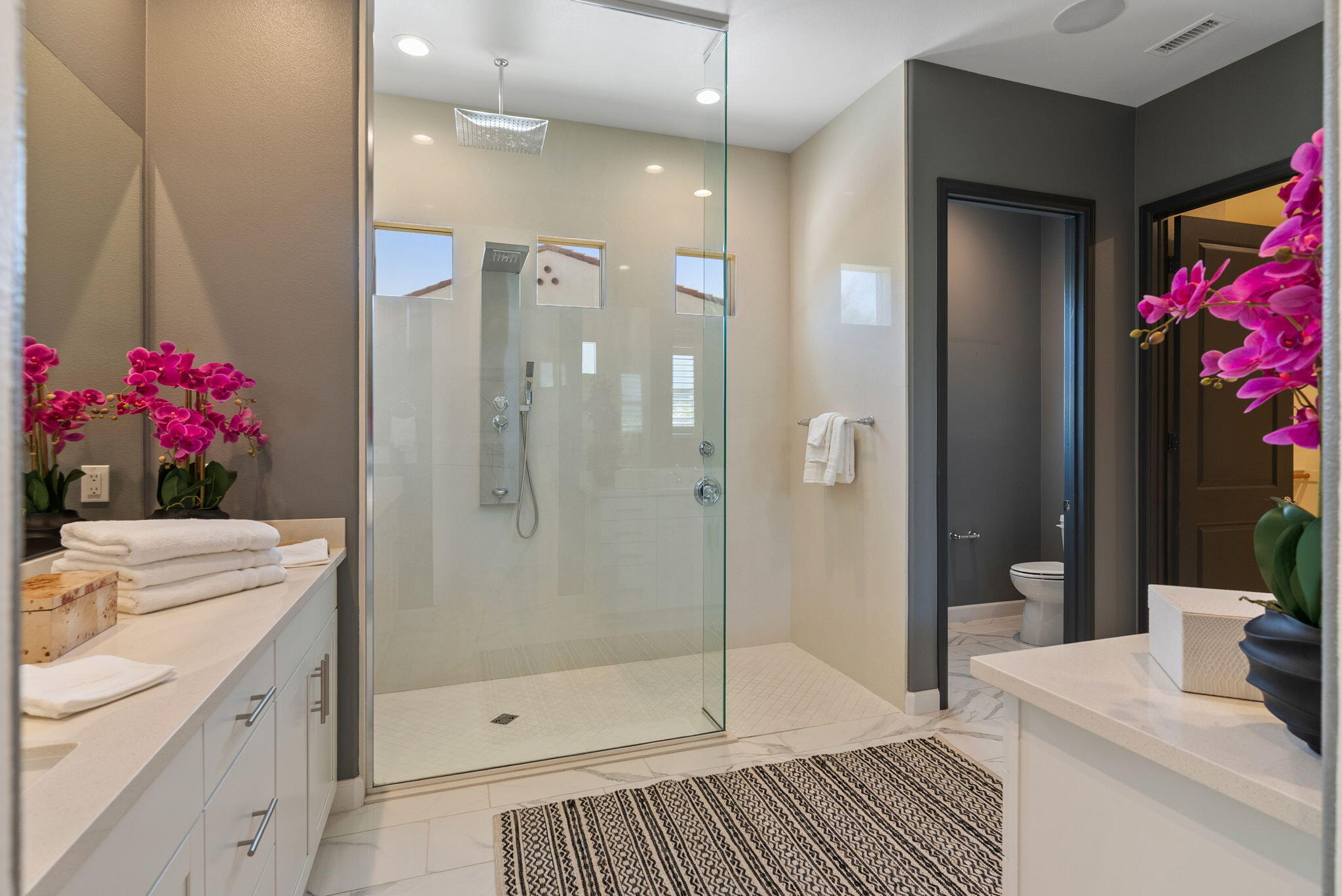 14 Merlot Rancho Mirage, CA 92270 - Photo 19 of 41 primary bathroom