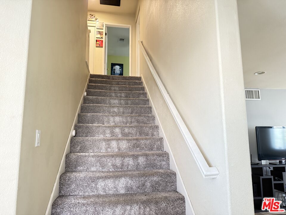 18238 Kalin Ranch Drive Victorville, CA 92395 - Photo 20 of 33 a view of entryway