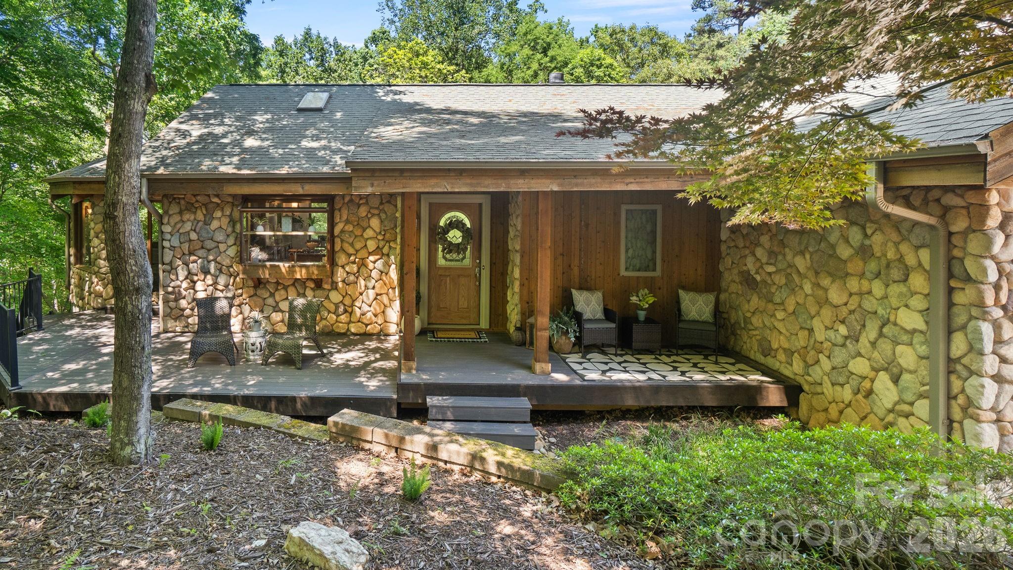 292 Point Carpenter Road Fort Mill, SC 29707 - Photo 2 of 44