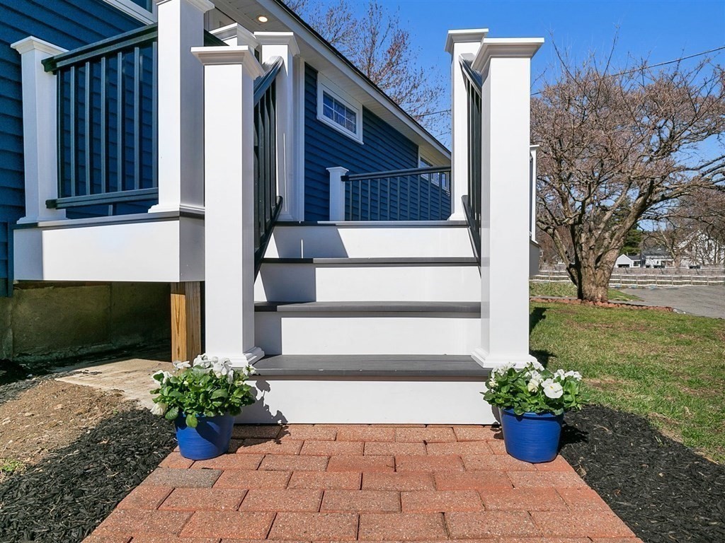 2 Sunset Lane Hamilton, MA 01982 - Photo 2 of 32 Gallery Image 2