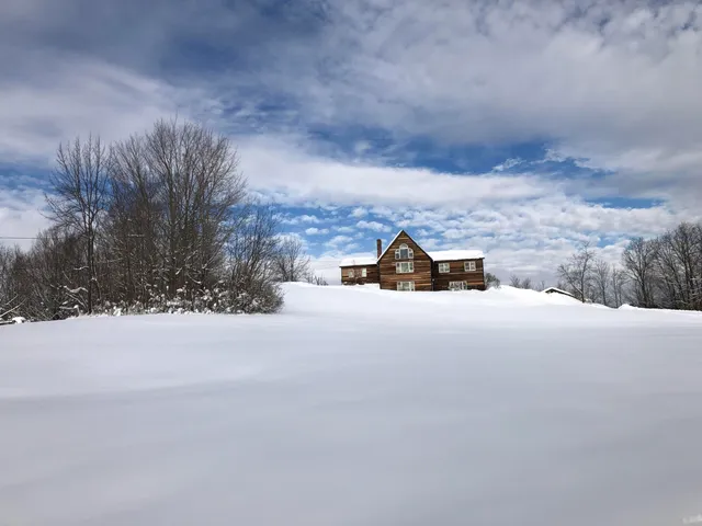 $525,000 | 545 Foss Road, Limerick, ME 04048