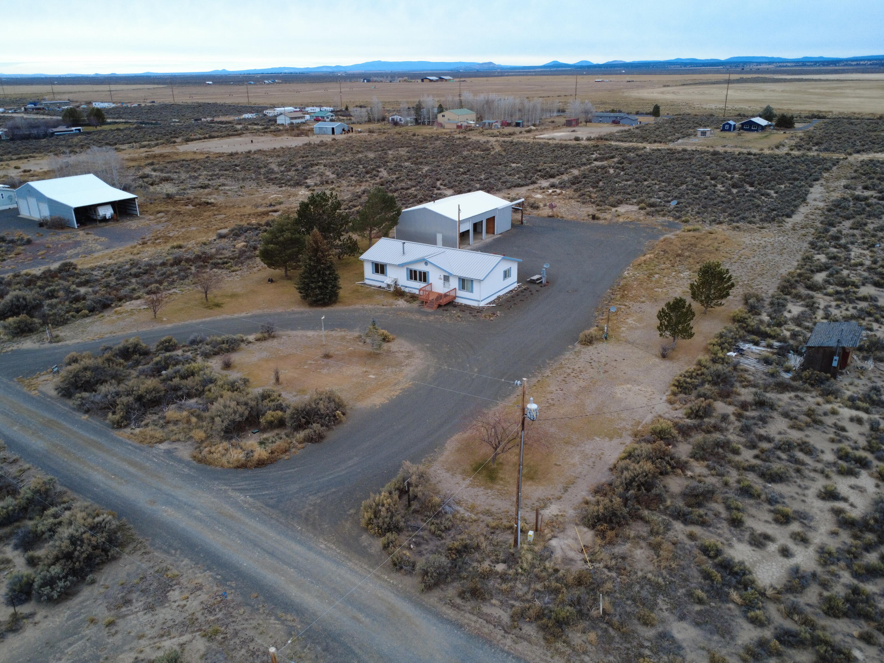 57251 Bark Loop Christmas Valley, OR 97641 - Photo 19 of 41 11 (1)