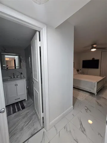 $1,700 | 3400 Blue Lake Drive, Unit 604, Pompano Beach, FL 33064