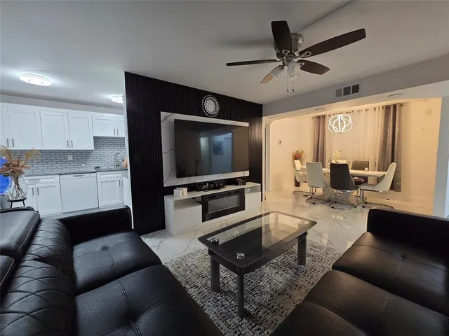 $1,700 | 3400 Blue Lake Drive, Unit 604, Pompano Beach, FL 33064