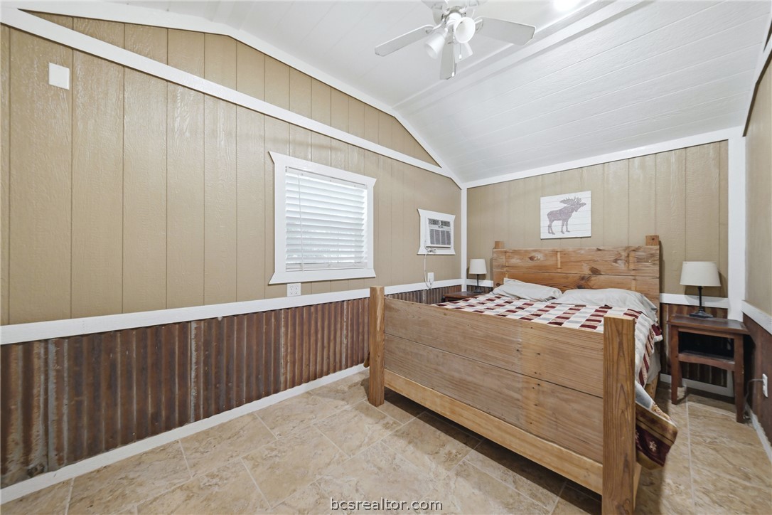 11351 Oak Lake Road Bryan, TX 77808 - Photo 13 of 18 Gallery Image 13