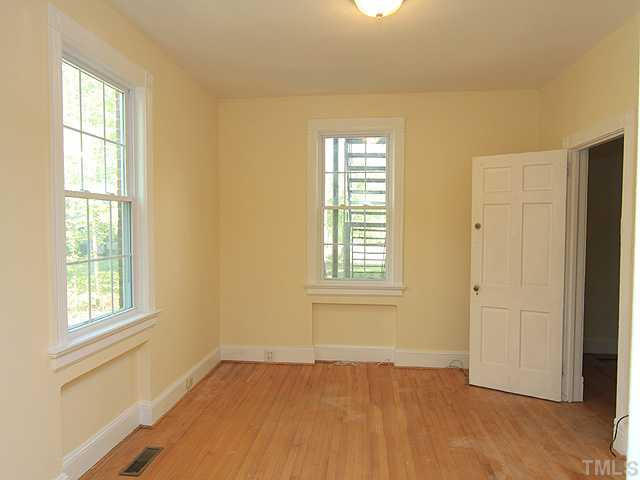 28 Shepherd Street Raleigh, NC 27607 - Photo 4 of 24 Photo 4