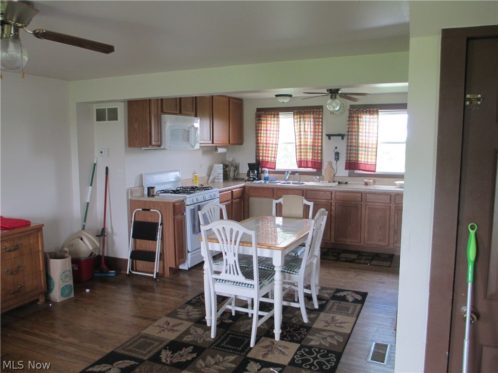 67685-2 Fairground Road Lore City, OH 43755 - Photo 2 of 5