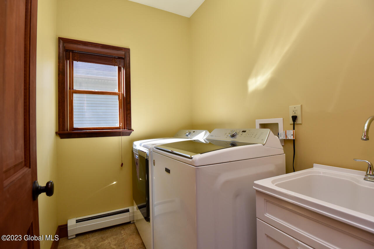 120 Vosburgh Road Halfmoon, NY 12118 - Photo 29 of 55 34