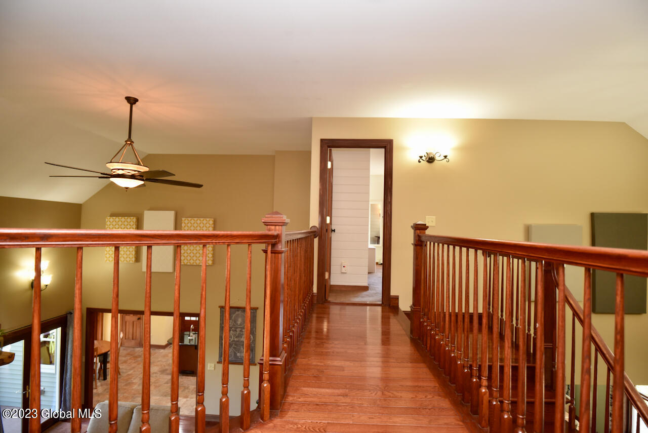 120 Vosburgh Road Halfmoon, NY 12118 - Photo 37 of 55 44