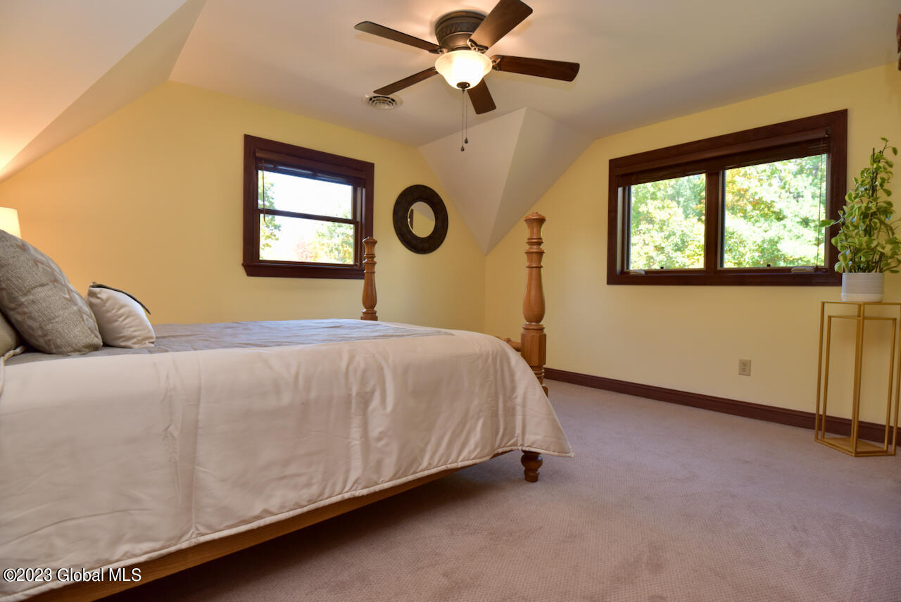 120 Vosburgh Road Halfmoon, NY 12118 - Photo 39 of 55 46