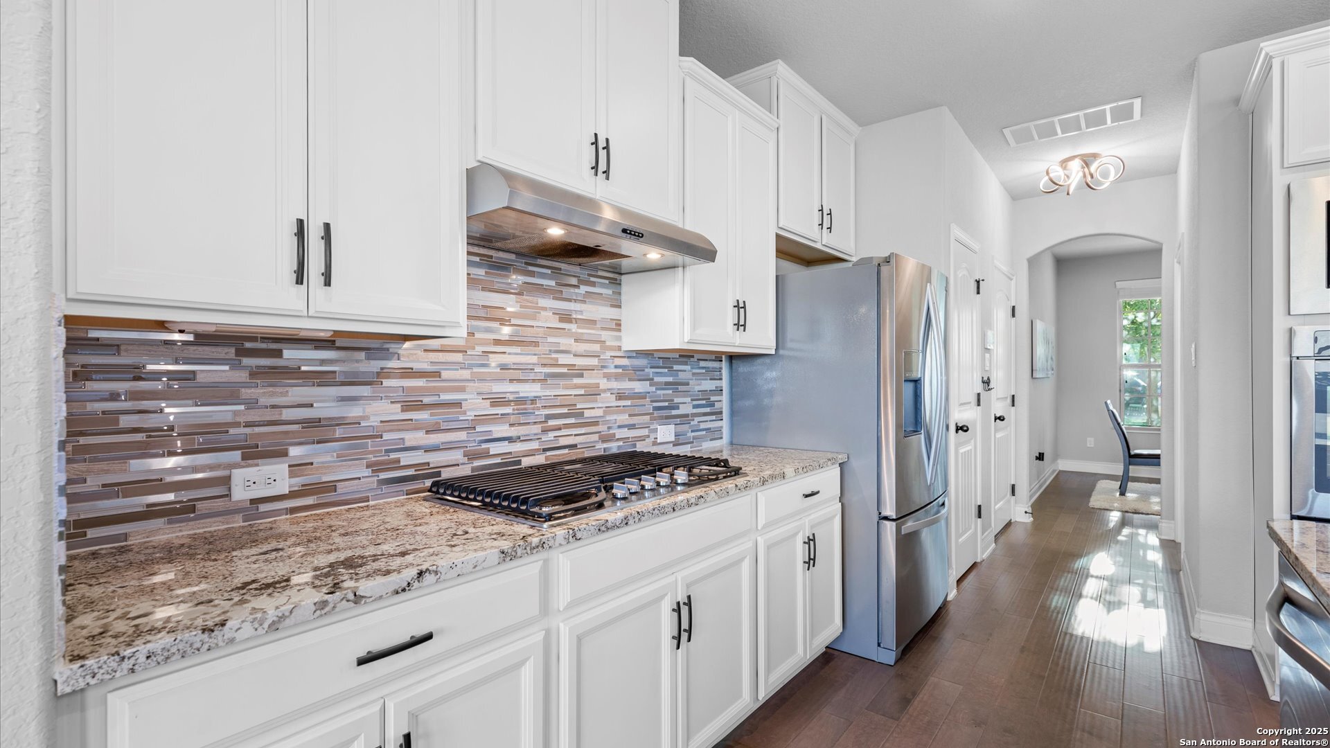 28802 Front Gate Fair Oaks Ranch, TX 78015 - Photo 13 of 35