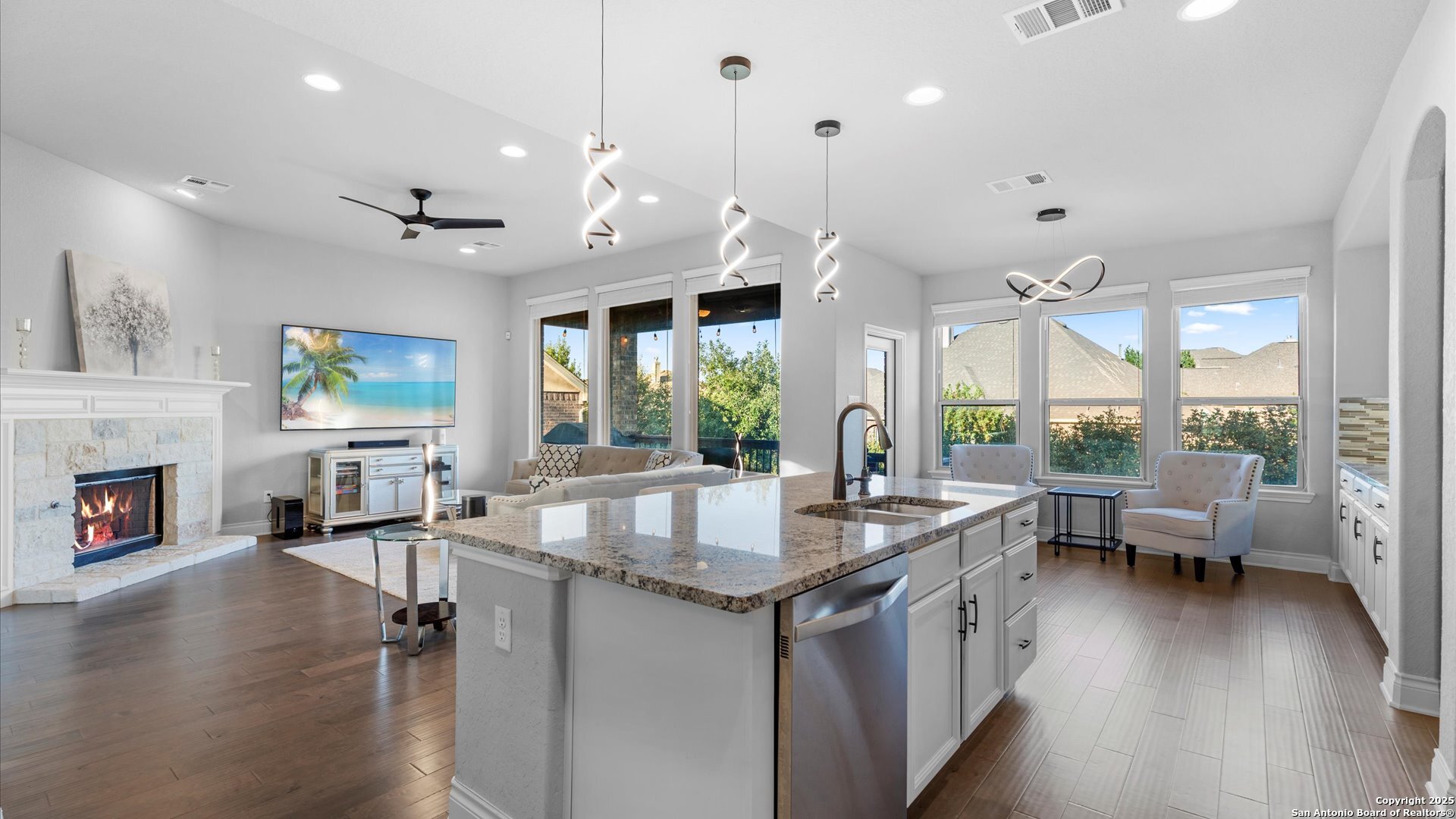 28802 Front Gate Fair Oaks Ranch, TX 78015 - Photo 15 of 35