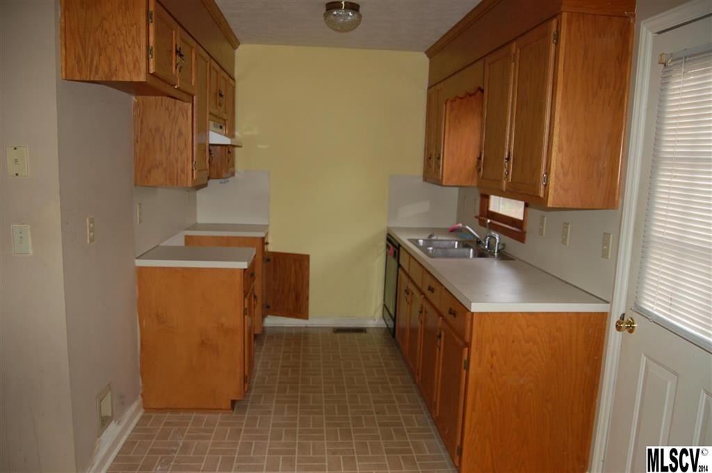 4400 Calico Road Lenoir, NC 28645 - Photo 10 of 14 Gallery Image 10