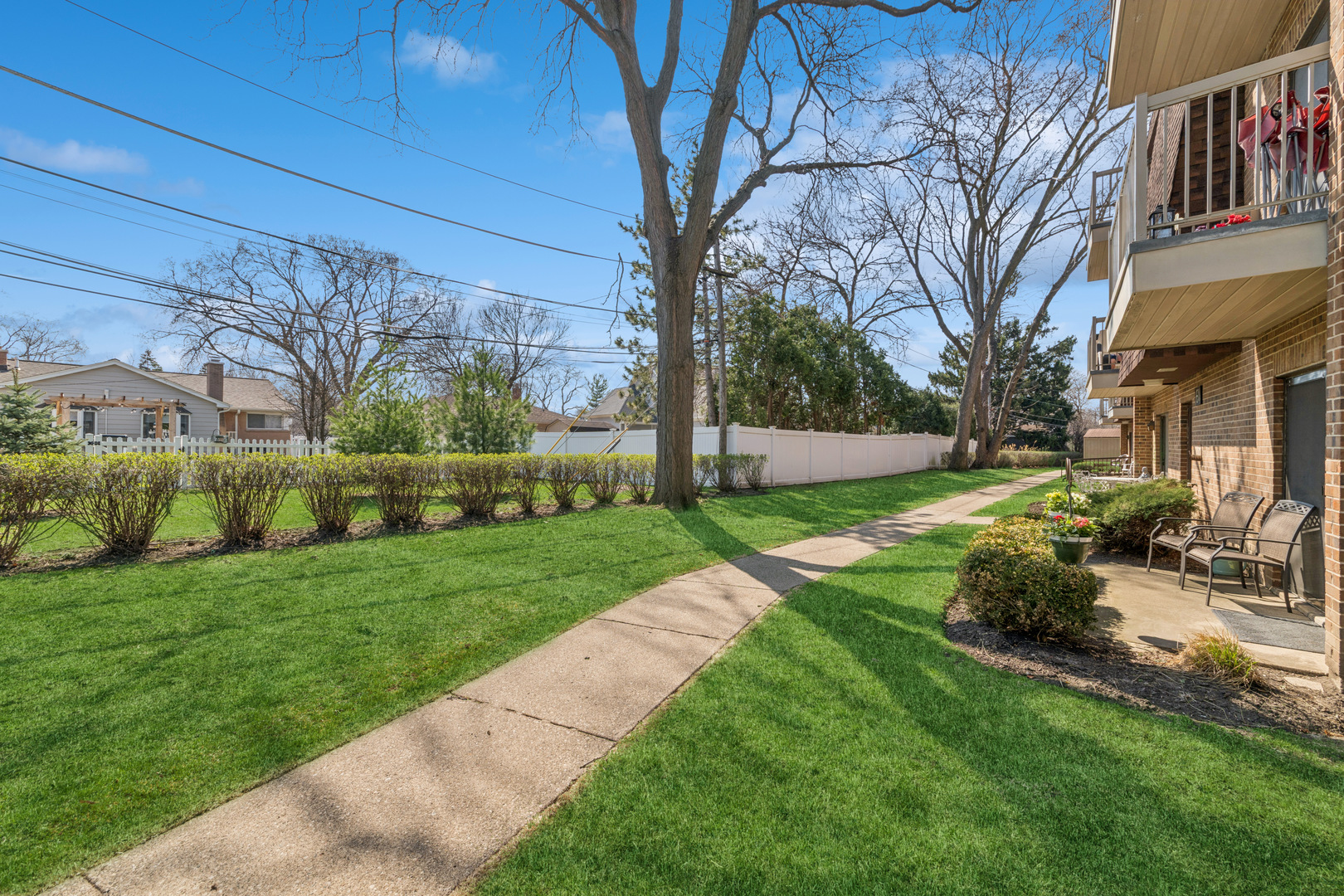 611 West Central Road, Unit A4 Mount Prospect, IL 60056 - Photo 22 of 25