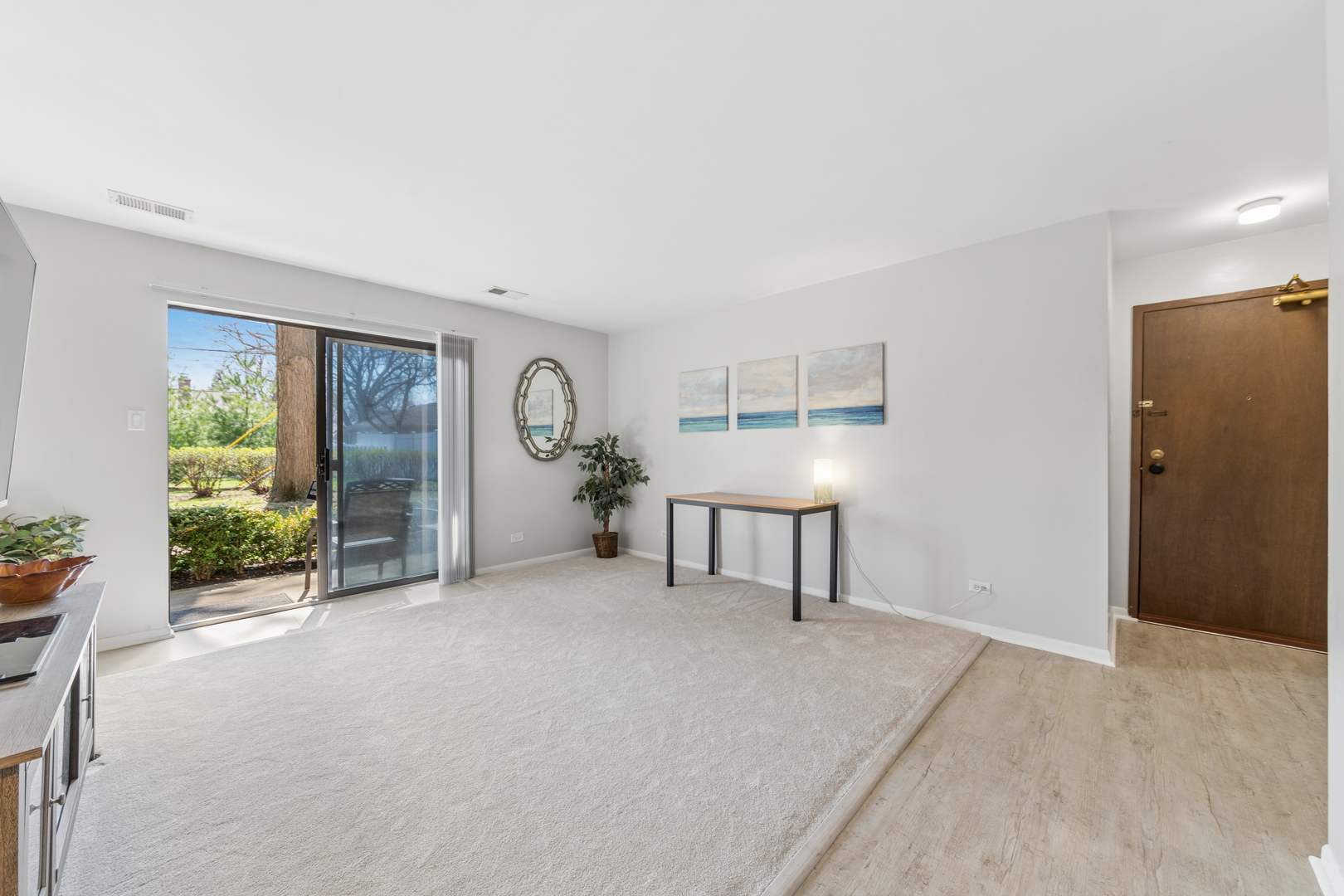 611 West Central Road, Unit A4 Mount Prospect, IL 60056 - Photo 6 of 25