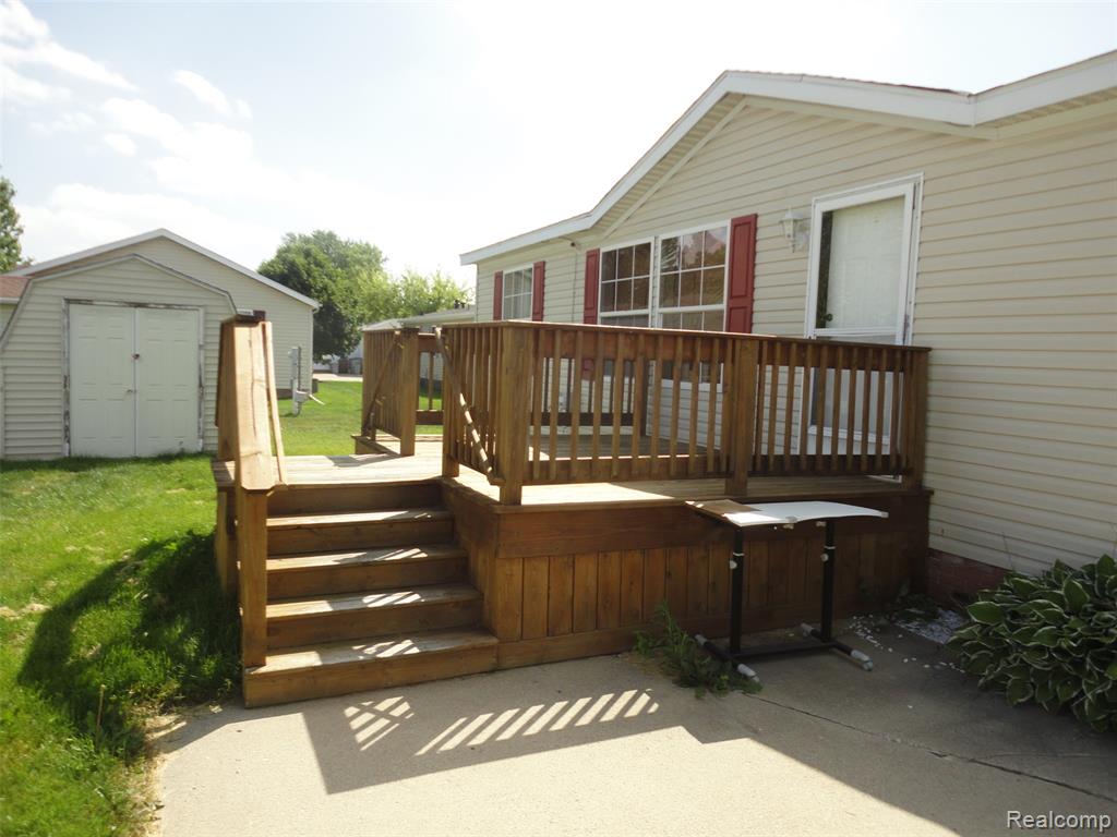 3954 Ryans Ridge Monroe, MI 48161 - Photo 2 of 28