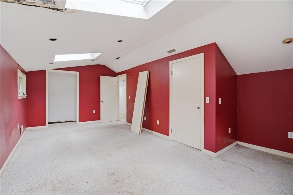 40 Maple Street Holliston, MA 01746 - Photo 15 of 22